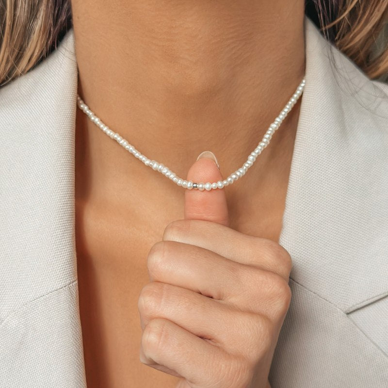 Glamour Silver Necklace - Natural Pearls - Indira