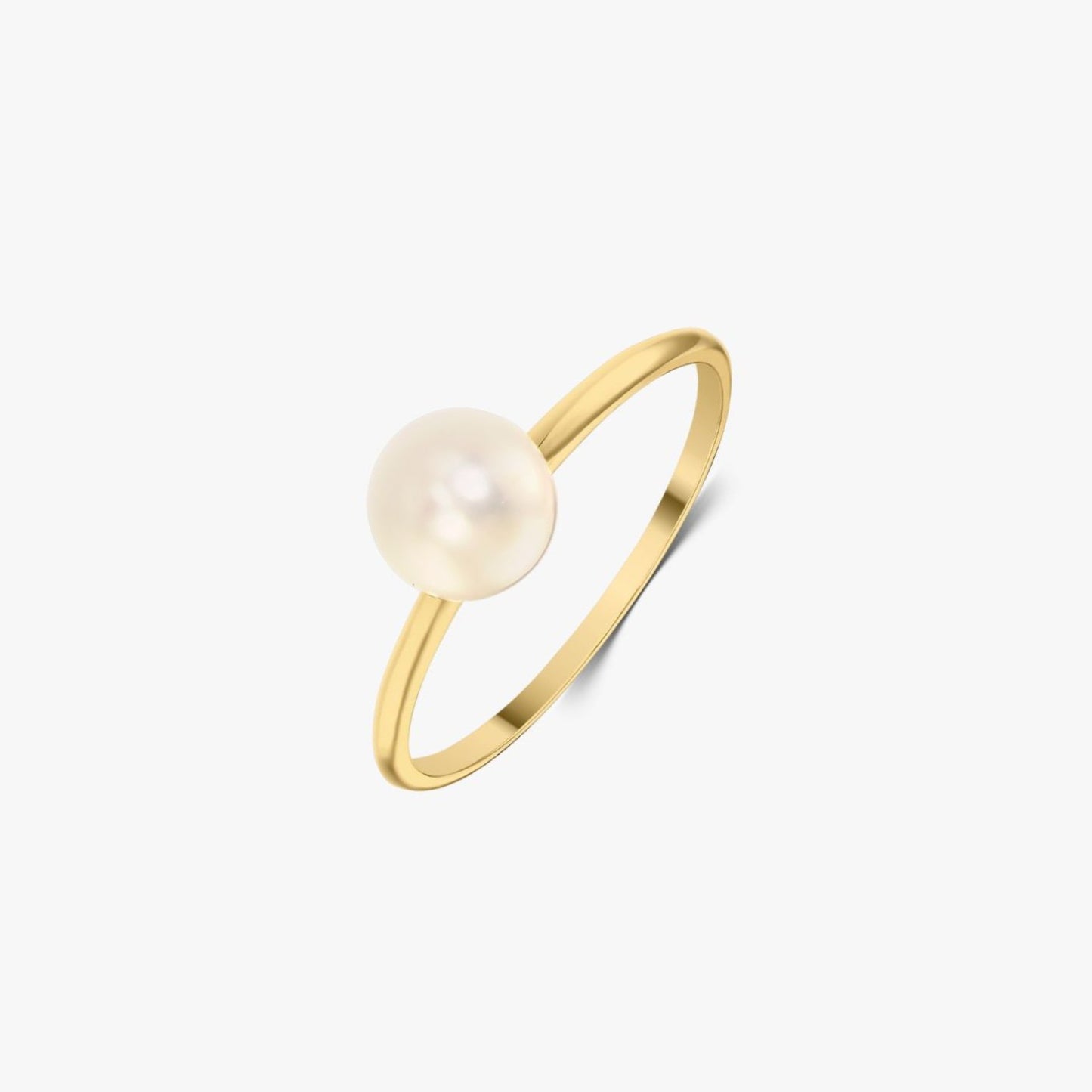 Gold Ring Pearl Elegance