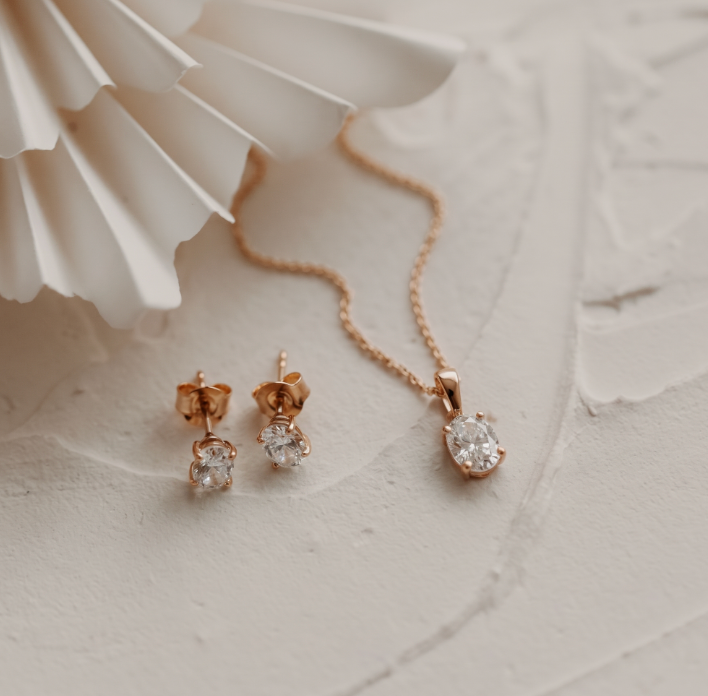 Golden Reina Silver Earrings - Green Zirconia
