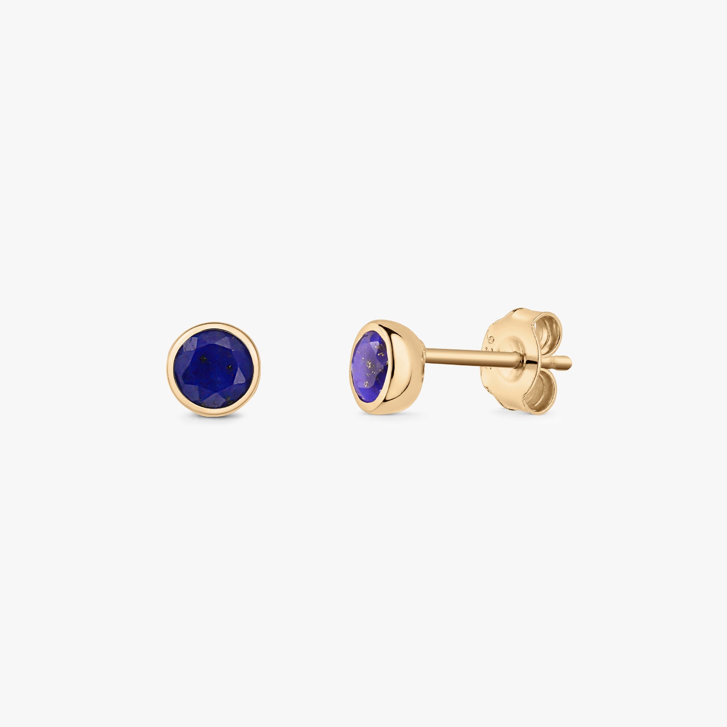 Round lapis lazuli bezel‑set stud earrings in gold‑plated 925 silver, shown front and side with butterfly backs on a white background.