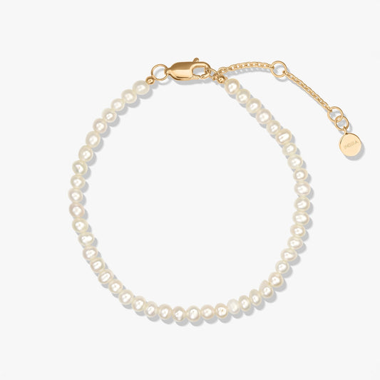 Golden Finesse Silver Bracelet - Natural Pearls