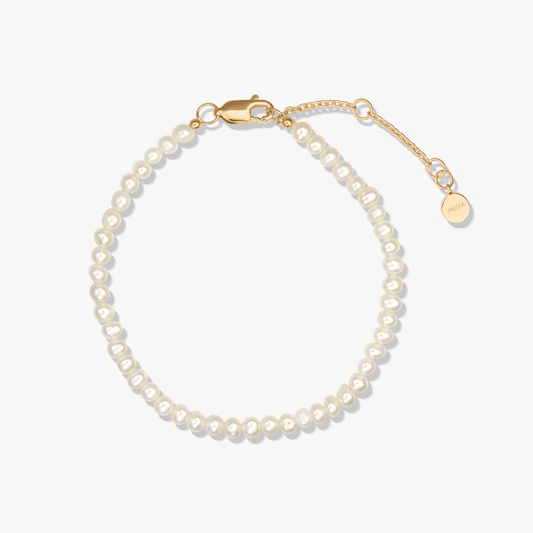 Golden Finesse Silver Bracelet - Natural Pearls