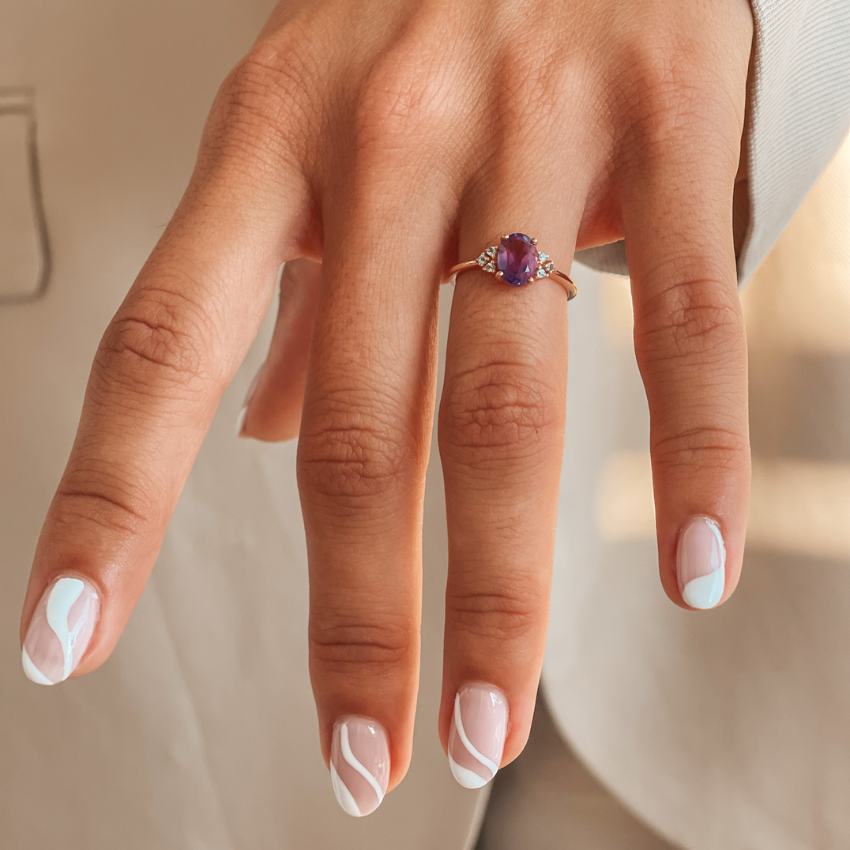 Radiant Gold Ring - Amethyst & Diamonds